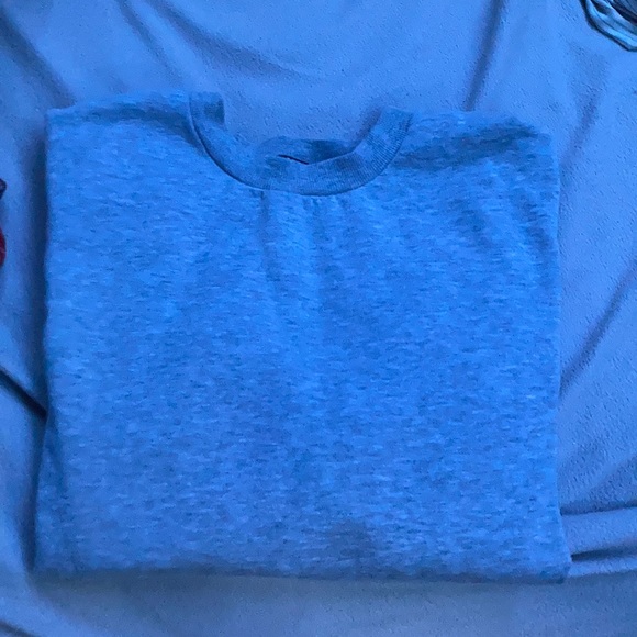 Cute crop top - Picture 1 of 3